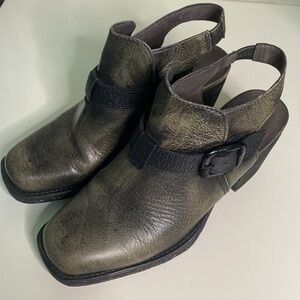 OTBT Leather Sling Back Moto distressed ankle boot size 6.5